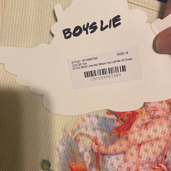 COPY - NWT boys lie v2 I am not where you left me dress medium - Picture 4 of 6